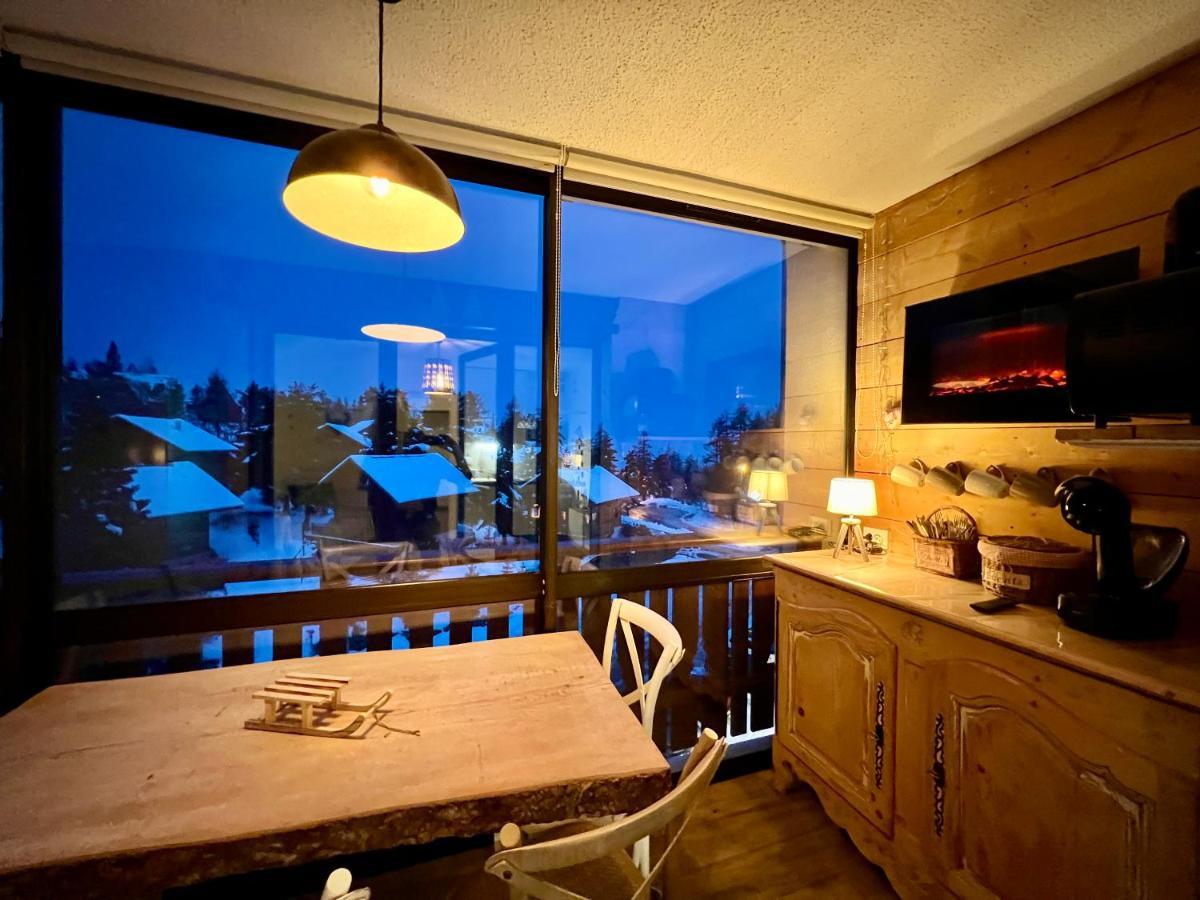 Ferienwohnung La Joue Du Loup, Aux Pieds Des Pistes Et Vue Sur Montagnes Exterior foto