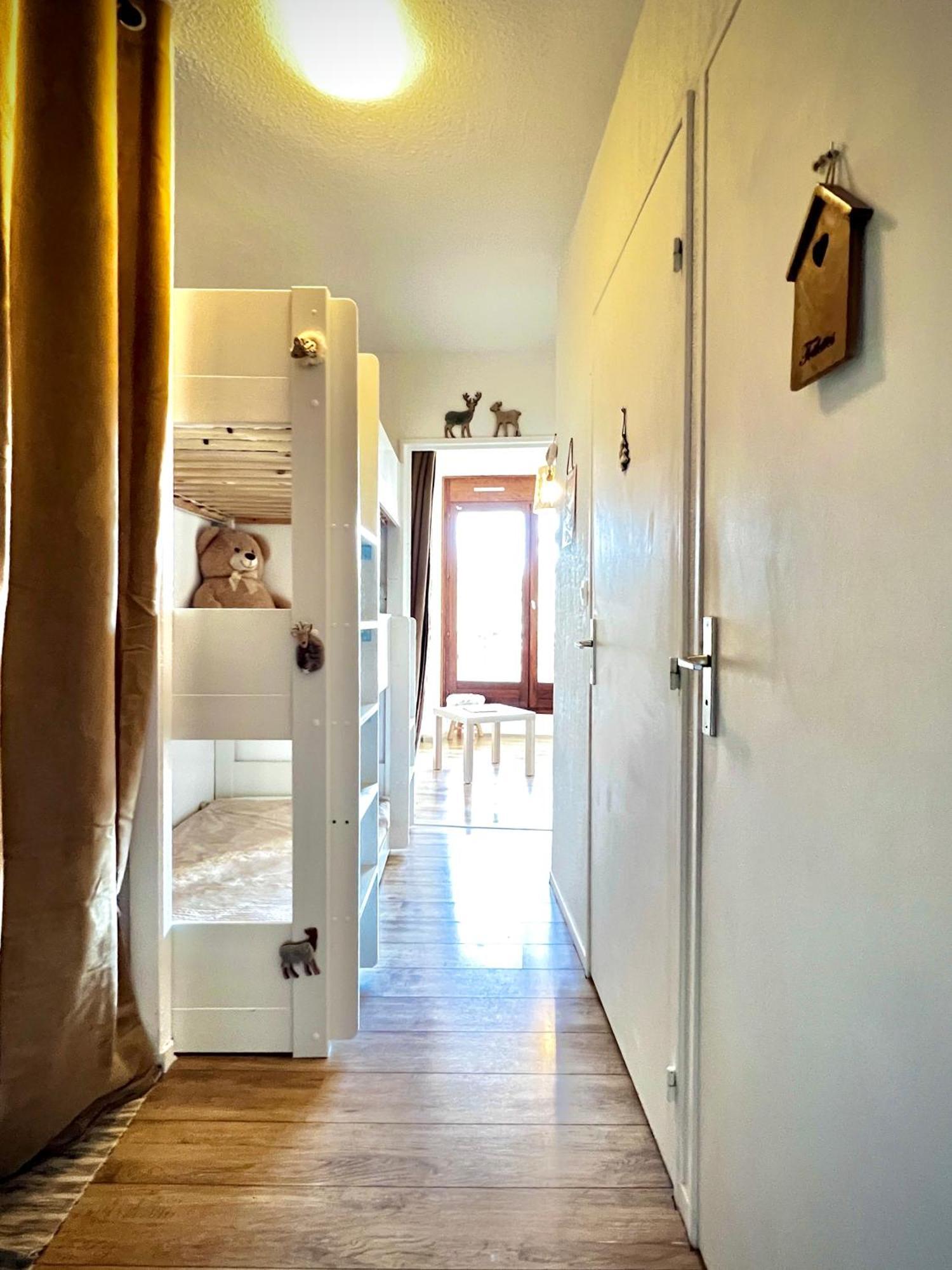 Ferienwohnung La Joue Du Loup, Aux Pieds Des Pistes Et Vue Sur Montagnes Exterior foto